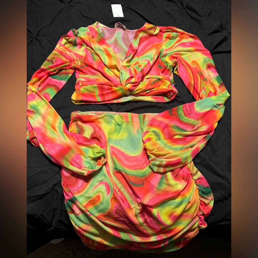 Two piece set